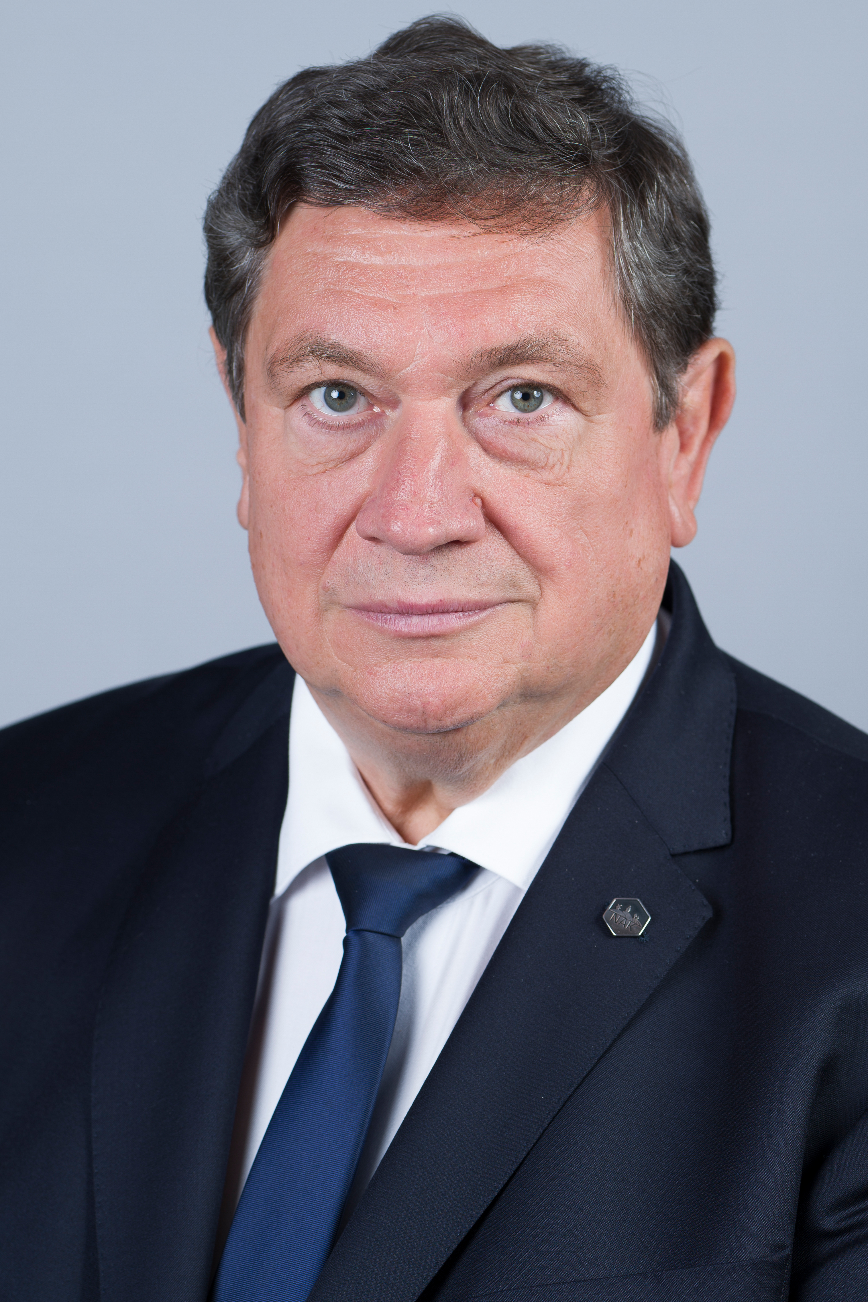 Zászlós Tibor